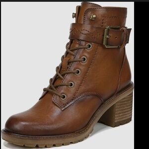 NIB Zodiac Gemma Booties